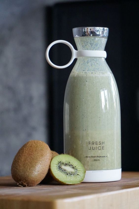 FRESH JUICE Portable Mini Juice Blender